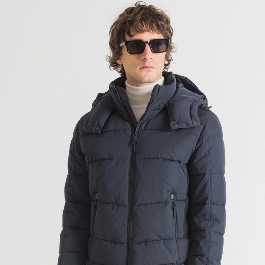regular-fit-jacket-with-detachable-hood regular-fit-jacket-with-detachable-hood