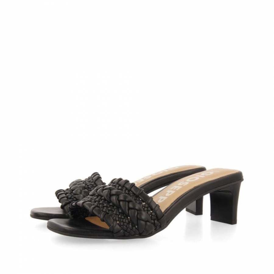 schwarze-geflochtene-sandalen-mit-saboga-absatz schwarze-geflochtene-sandalen-mit-saboga-absatz