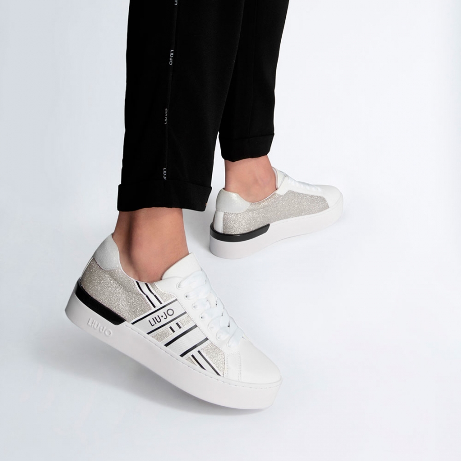 sneakers-mit-glitzer-und-logo sneakers-mit-glitzer-und-logo