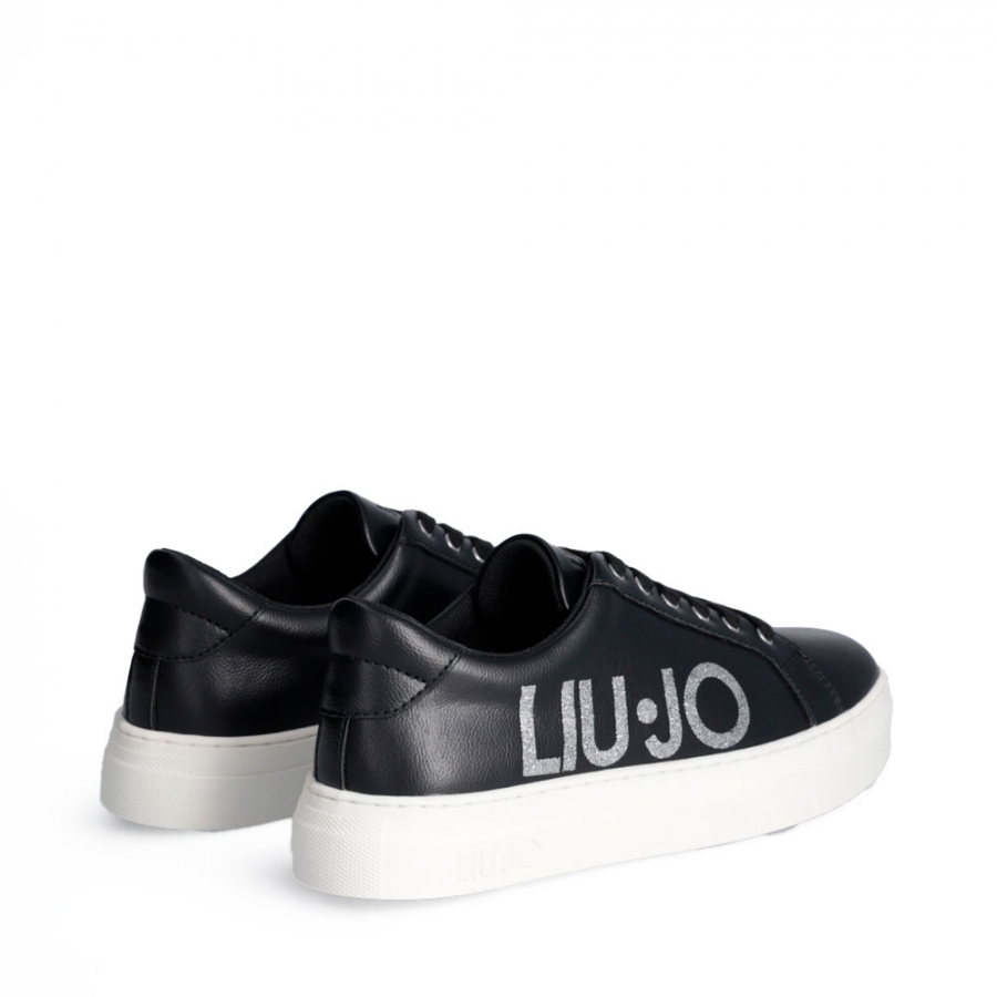 sneakers-con-logo sneakers-con-logo