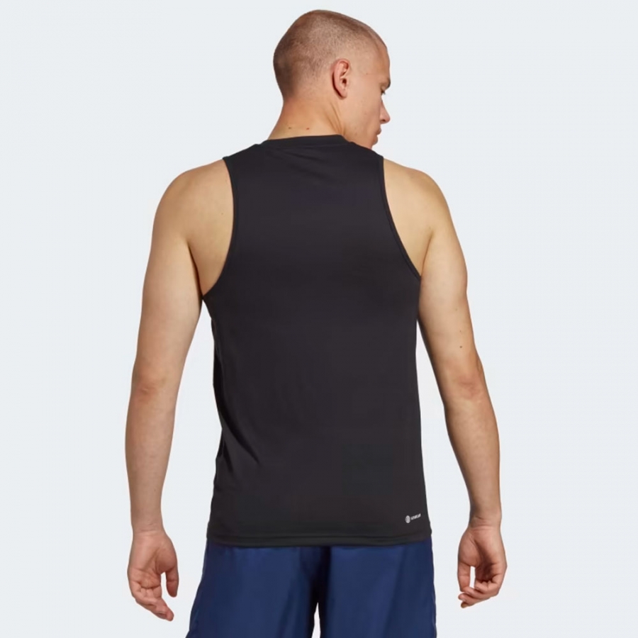 train-essentials-feelready-trainings-t-shirt