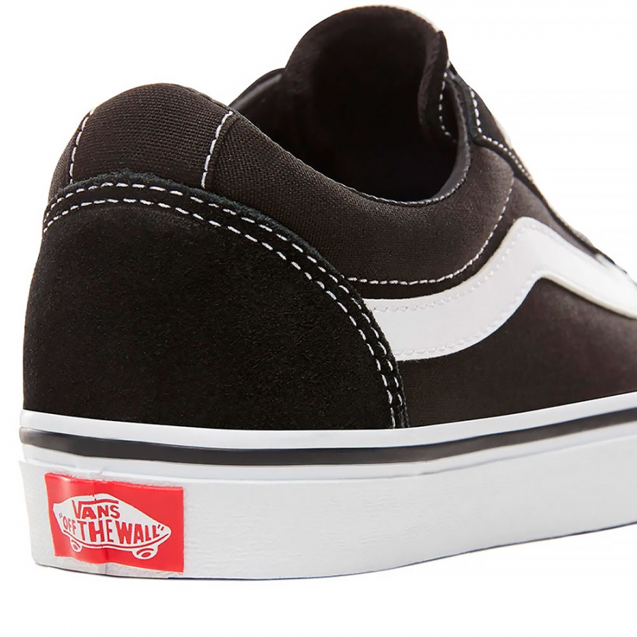 ward-sneaker ward-sneaker