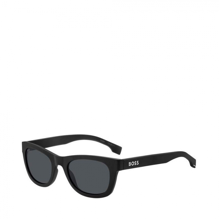 sunglasses-with-3d-logo sunglasses-with-3d-logo