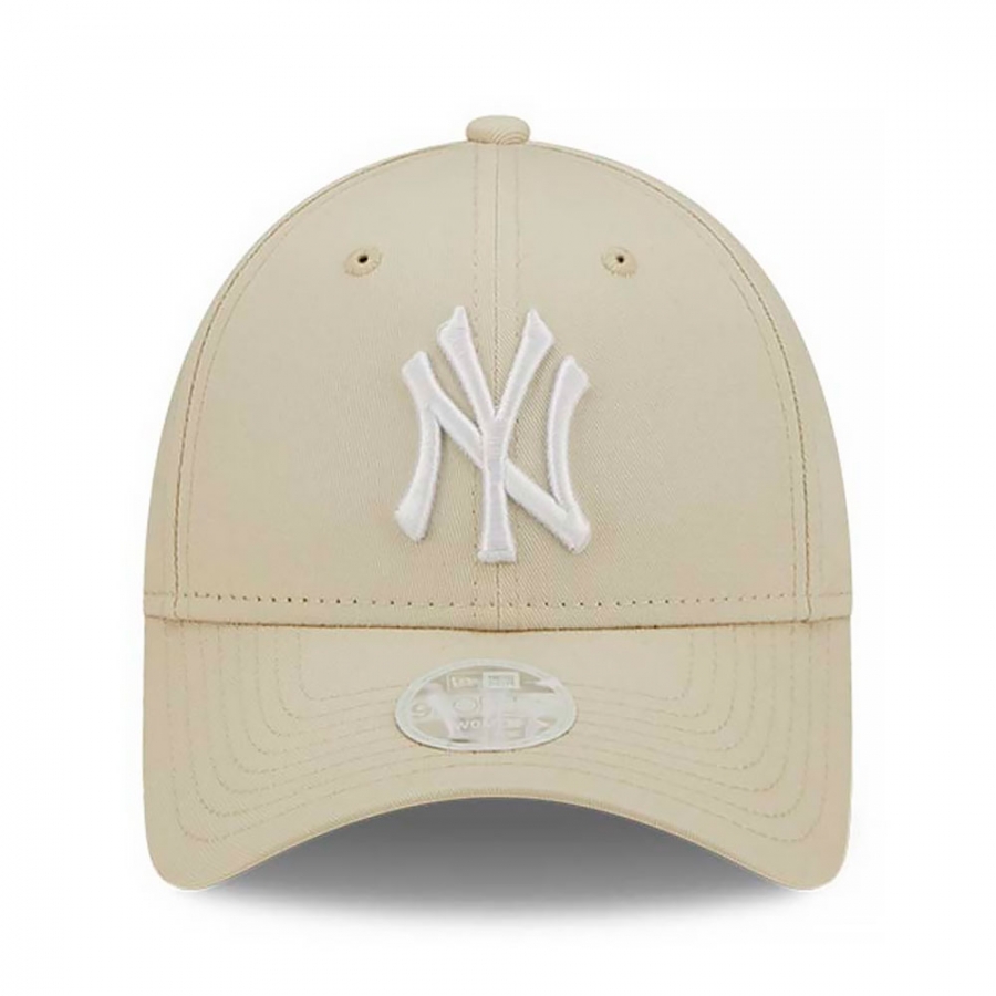 casquette-9forty-essential-de-la-ligue-des-yankees-de-new-york casquette-9forty-essential-de-la-ligue-des-yankees-de-new-york
