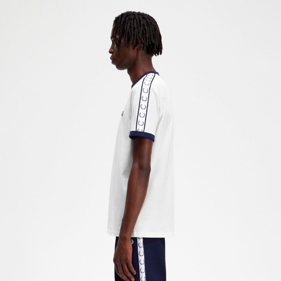 t-shirt-ringer-con-nastro