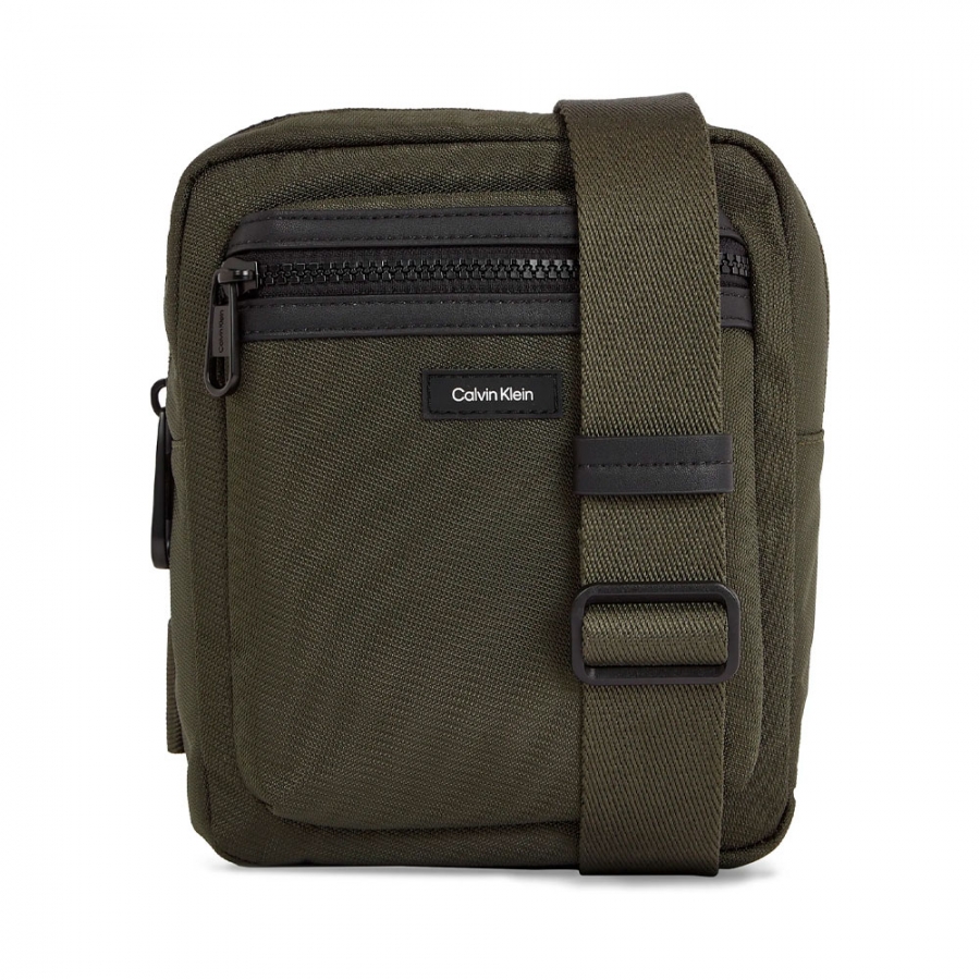 kleine-umwandelbare-reportertasche kleine-umwandelbare-reportertasche
