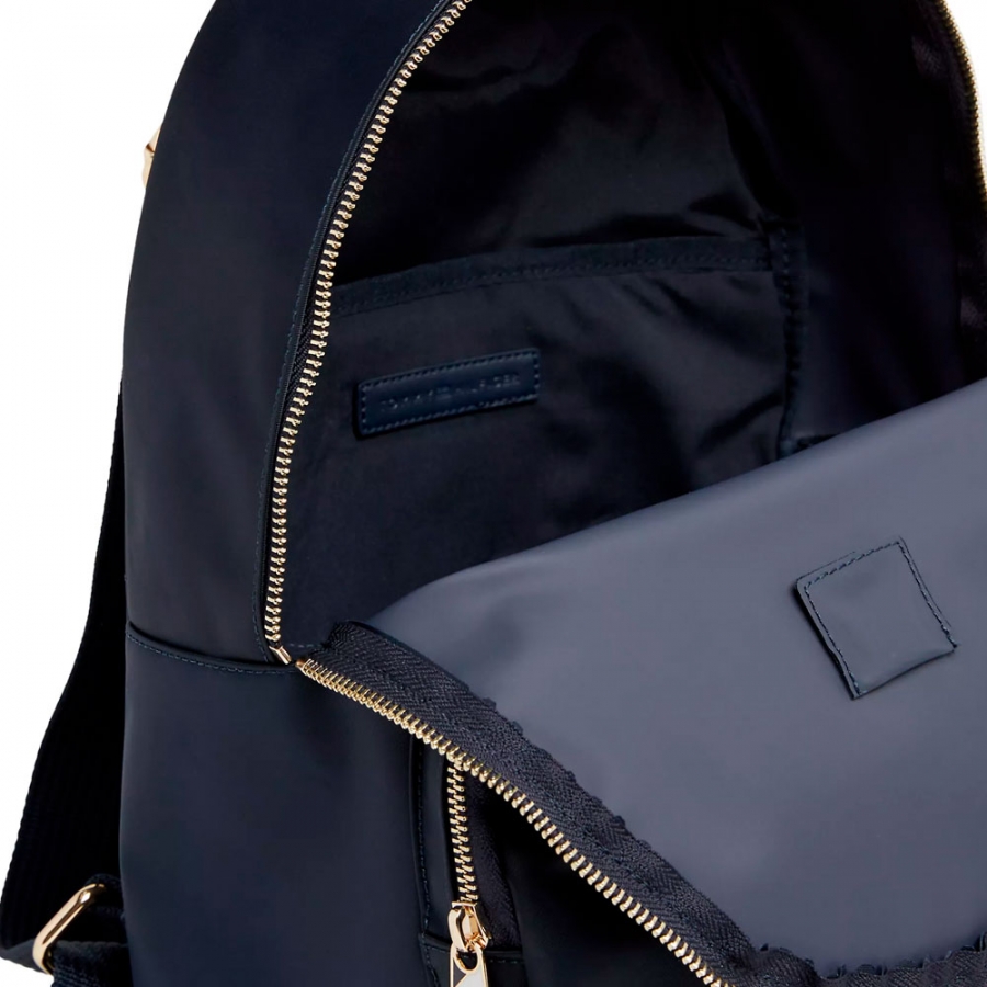 rucksack-mit-emblem-abzeichen rucksack-mit-emblem-abzeichen