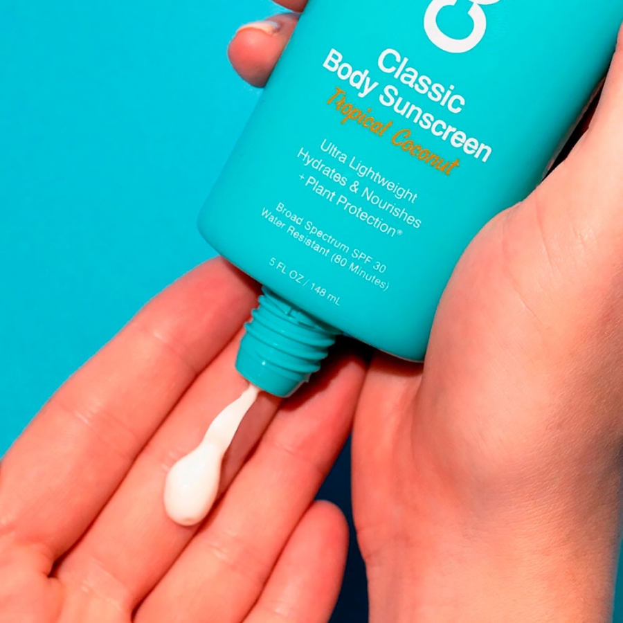 feuchtigkeitsspendende-sonnenschutzlotion-tropical-coconut-spf30 feuchtigkeitsspendende-sonnenschutzlotion-tropical-coconut-spf30