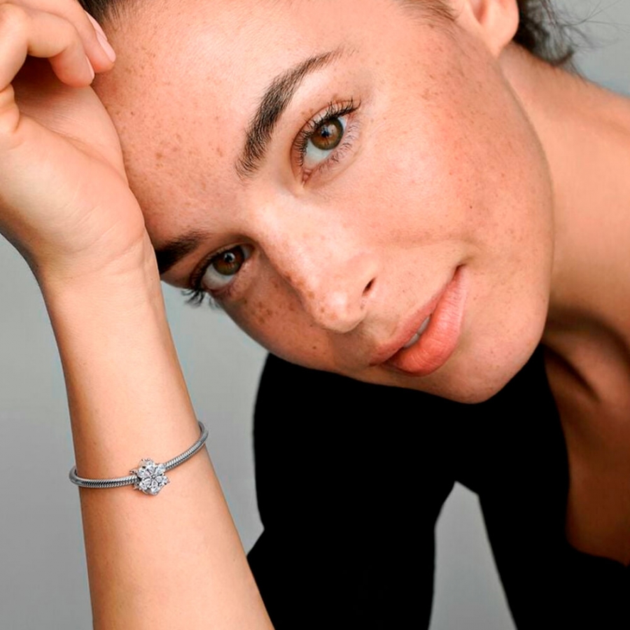 brilliant-herbal-charm-792623c01