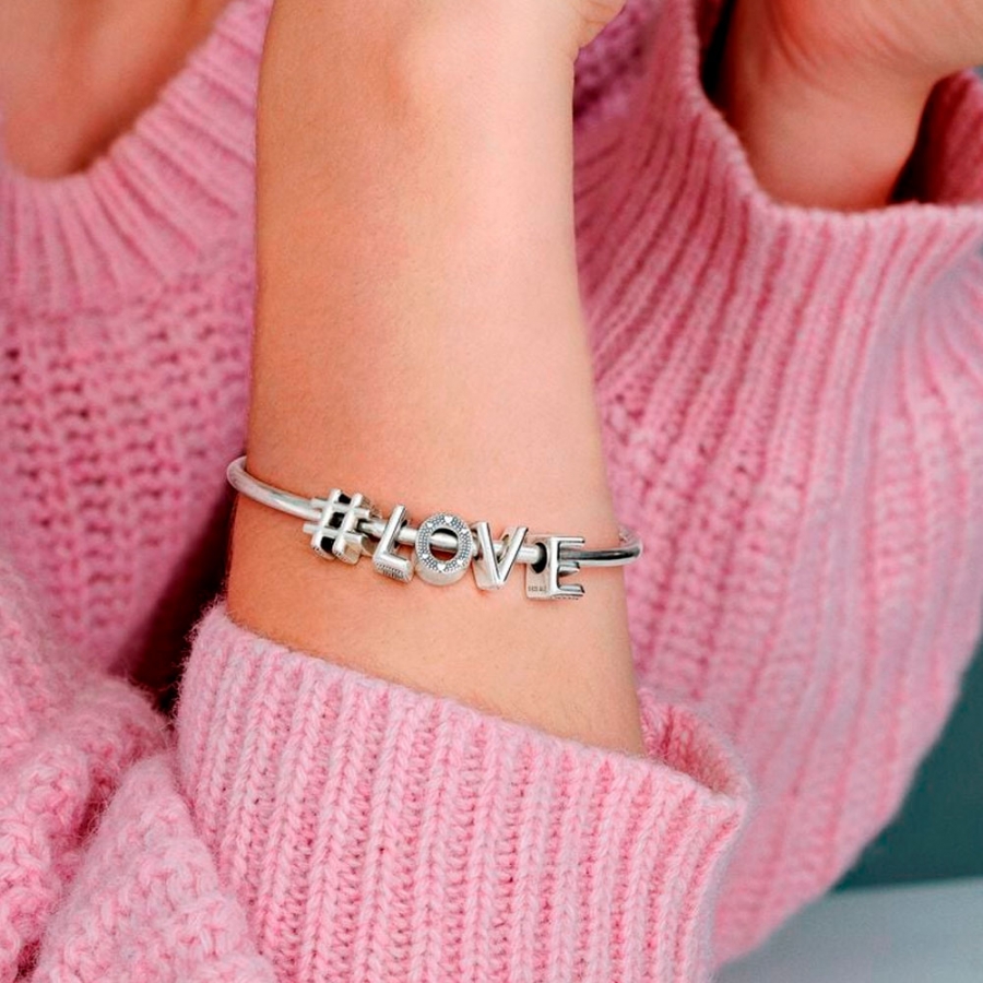 ciondolo-in-argento-lettera-v-797476 ciondolo-in-argento-lettera-v-797476