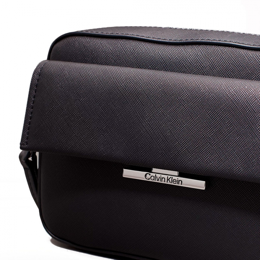 sac-bandouliere-saffiano sac-bandouliere-saffiano