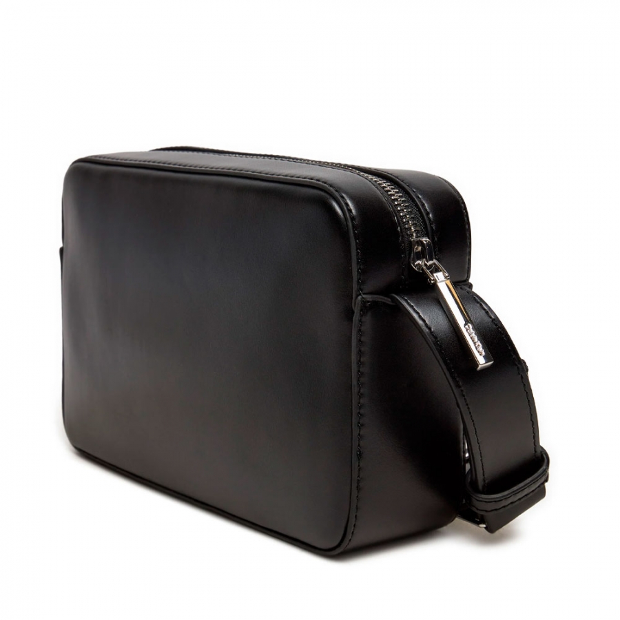 sac-bandouliere-avec-logo-camera-embosse sac-bandouliere-avec-logo-camera-embosse