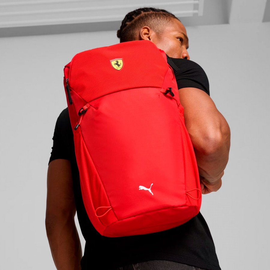 scuderia-ferrari-rennrucksack scuderia-ferrari-rennrucksack