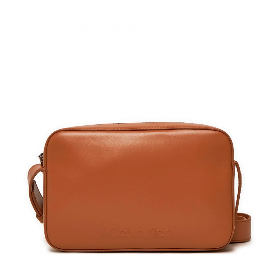 sac-bandouliere-avec-logo-camera-embosse sac-bandouliere-avec-logo-camera-embosse