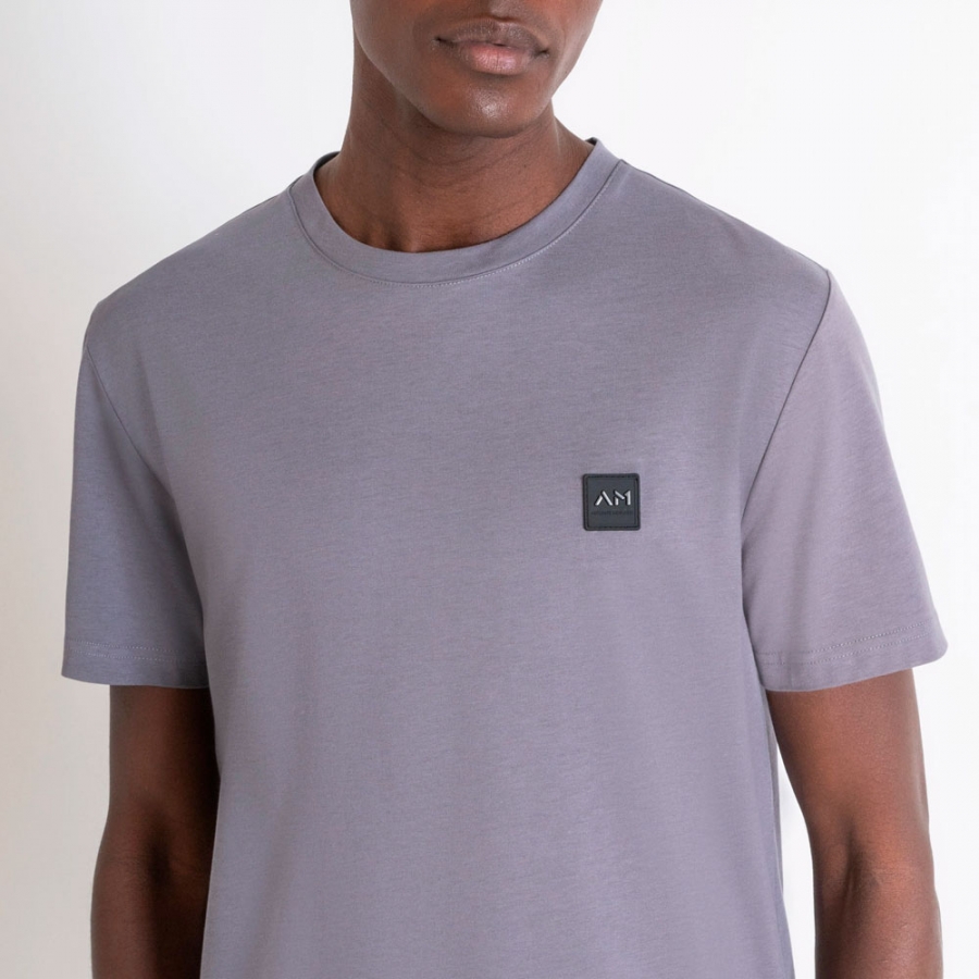 t-shirt-vestibilita-regolare t-shirt-vestibilita-regolare