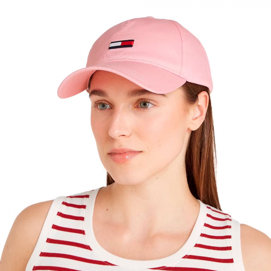 casquette-de-baseball-avec-logo-allonge casquette-de-baseball-avec-logo-allonge