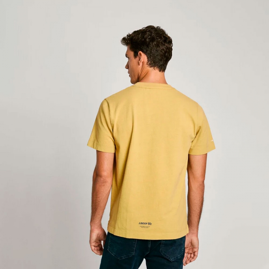 t-shirt-con-logo-in-rilievo-fit-regolare t-shirt-con-logo-in-rilievo-fit-regolare