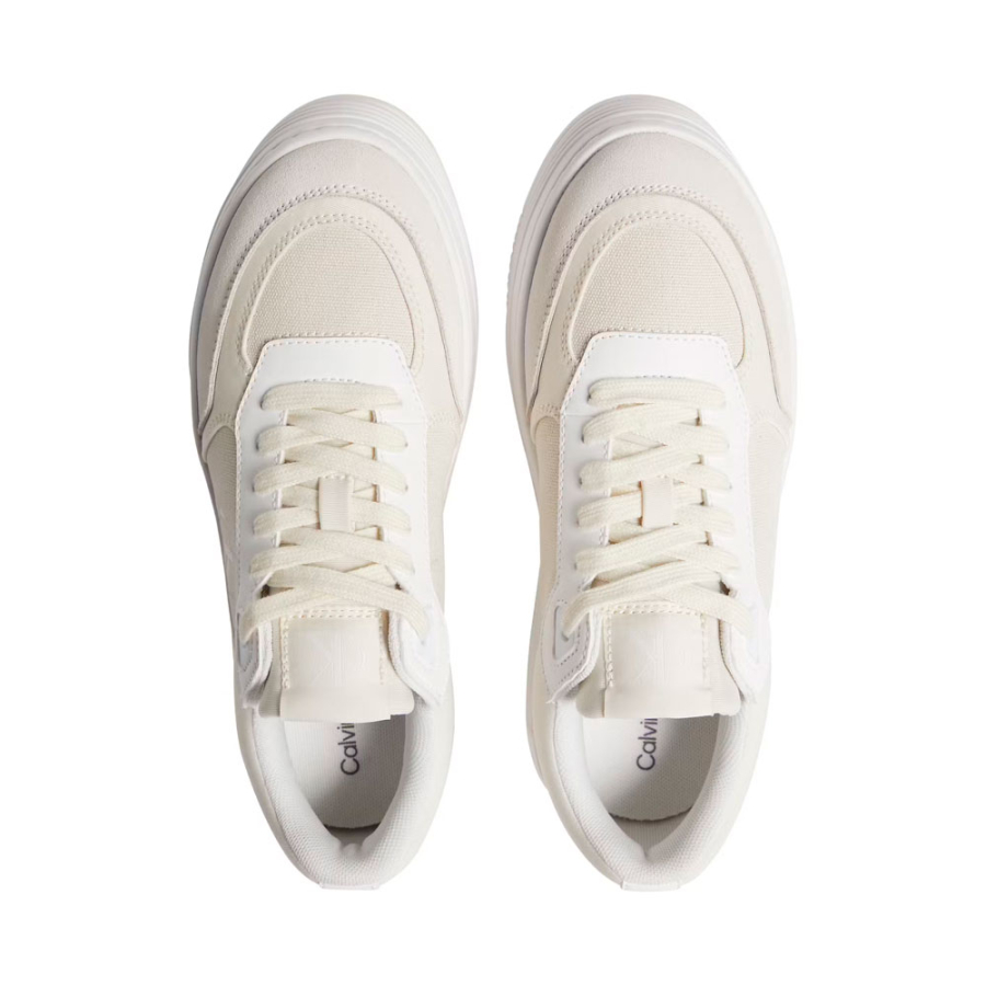 bold-platform-flat-sneakers bold-platform-flat-sneakers