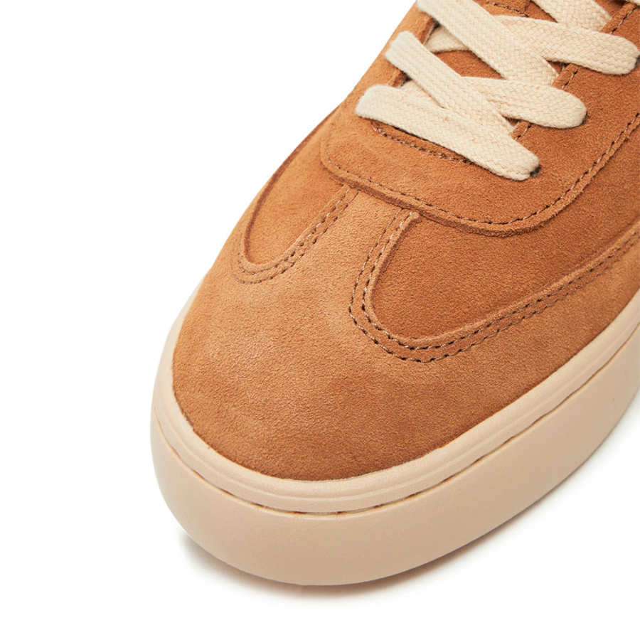 sneakers-classiche-in-camoscio-con-allacciatura-con-cupsole sneakers-classiche-in-camoscio-con-allacciatura-con-cupsole