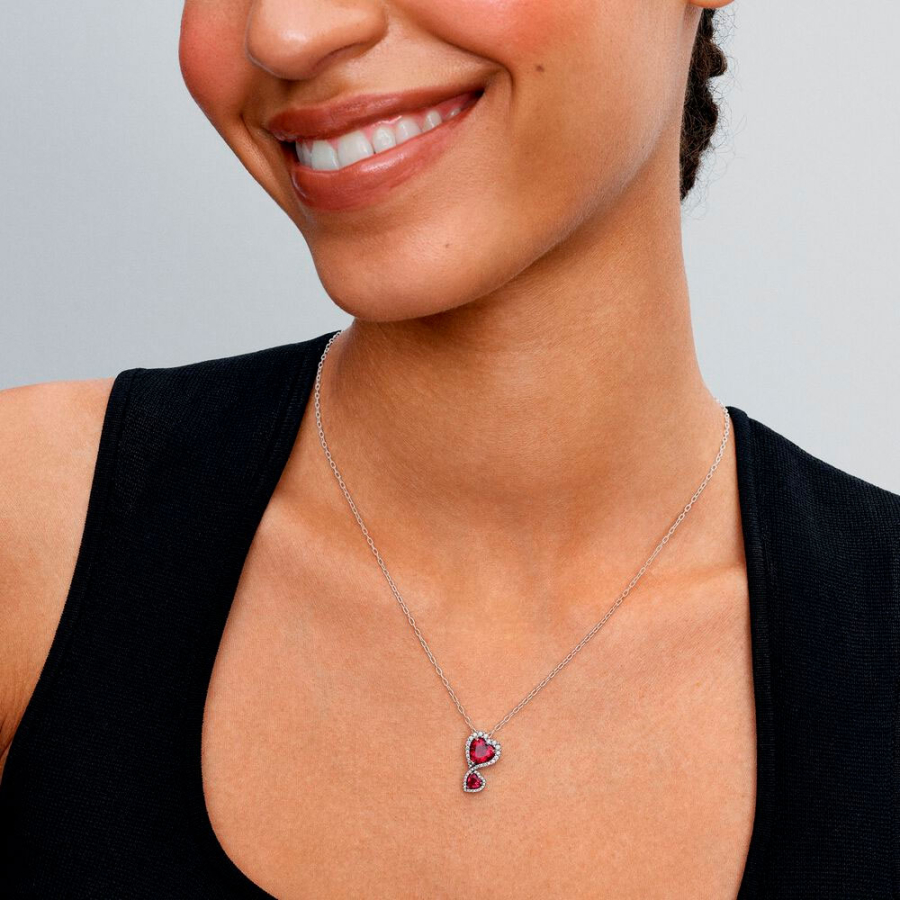 collier-coeurs-halo-rouge-393658c01