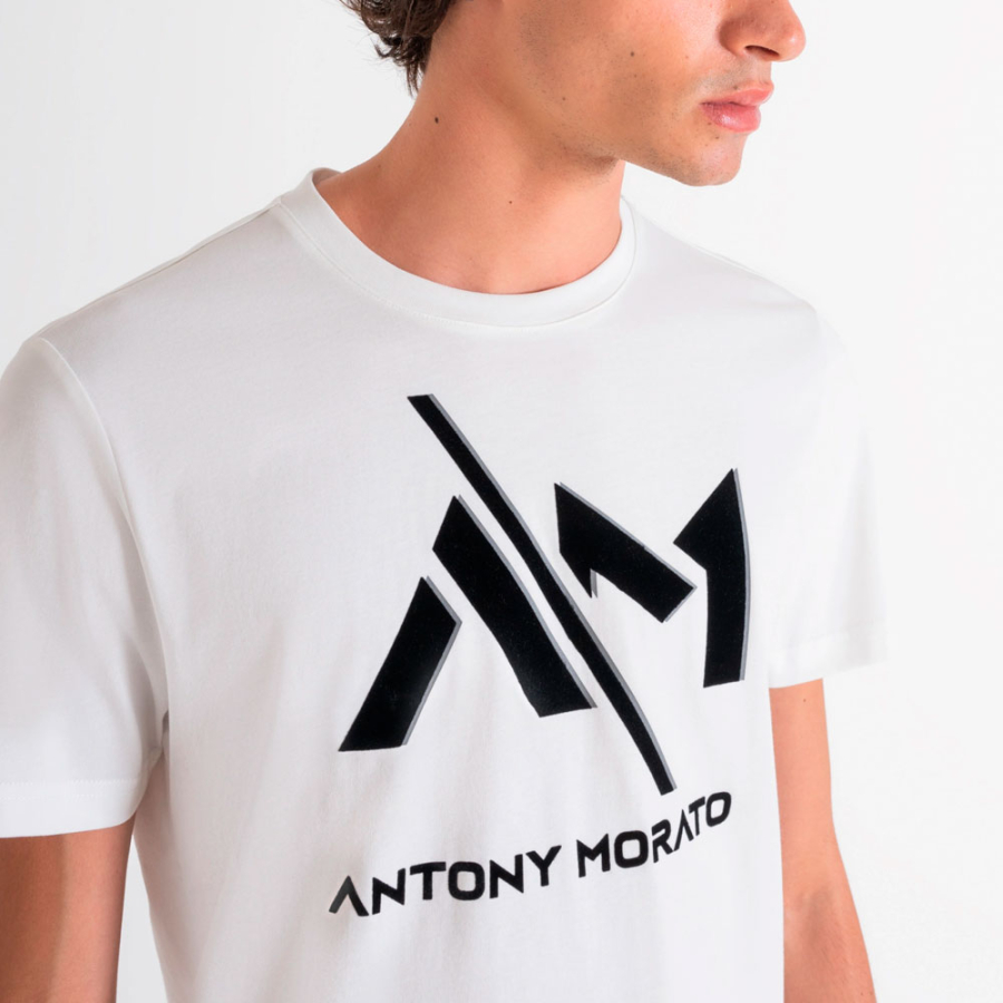camiseta-regular-fit-con-logotipo-estampado camiseta-regular-fit-con-logotipo-estampado