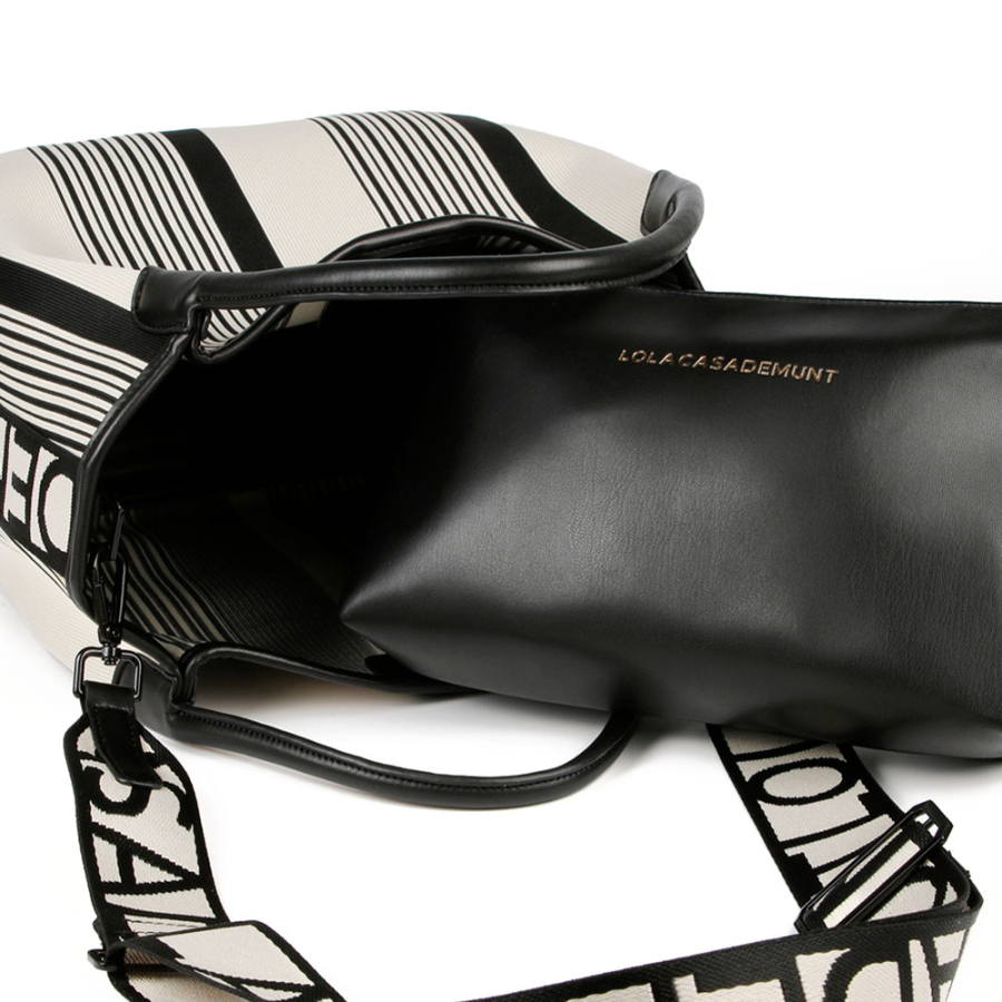 shoppertasche-aus-canvas-mit-schultergurt shoppertasche-aus-canvas-mit-schultergurt