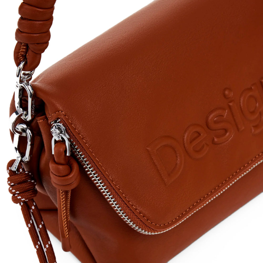 sac-moyen-avec-logo-3d sac-moyen-avec-logo-3d