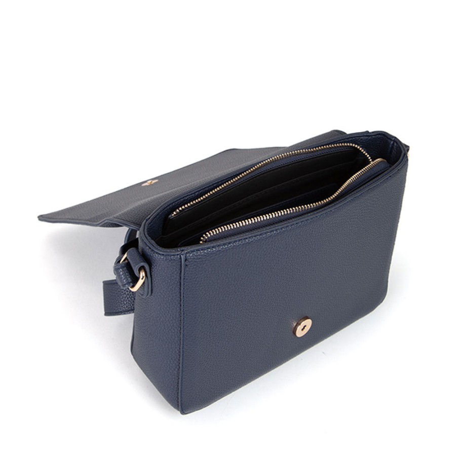 sac-re-rised sac-re-rised