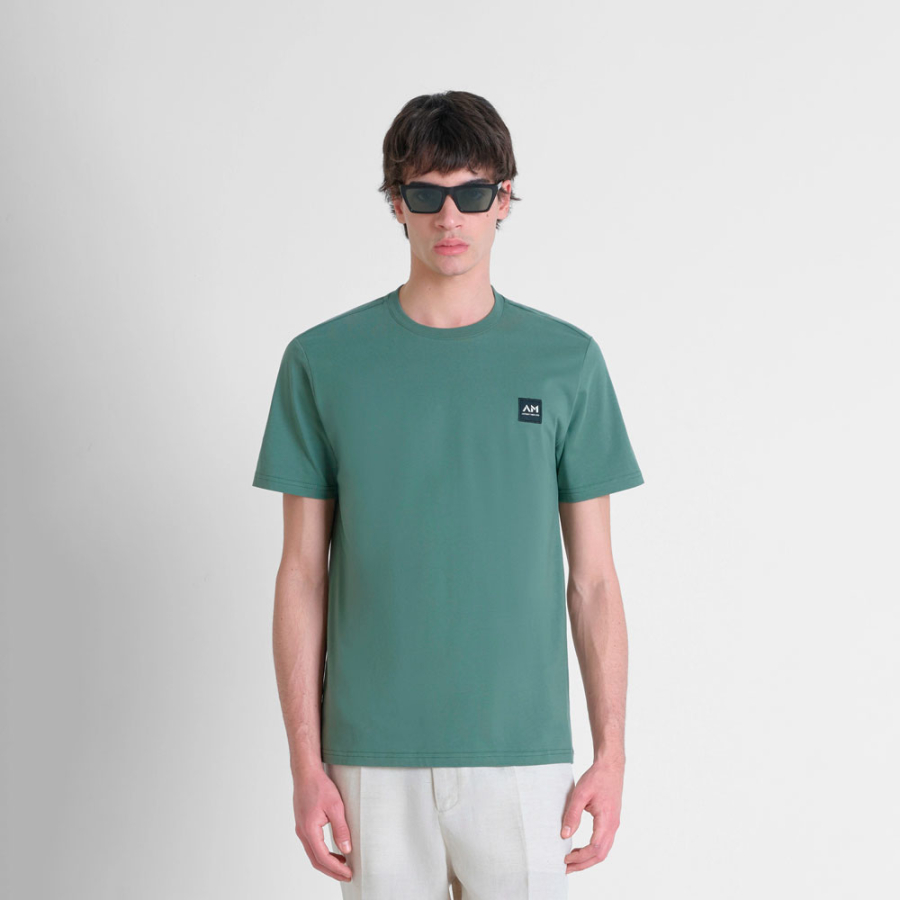 t-shirt-coupe-regulier-avec-patch-logo-tisse t-shirt-coupe-regulier-avec-patch-logo-tisse