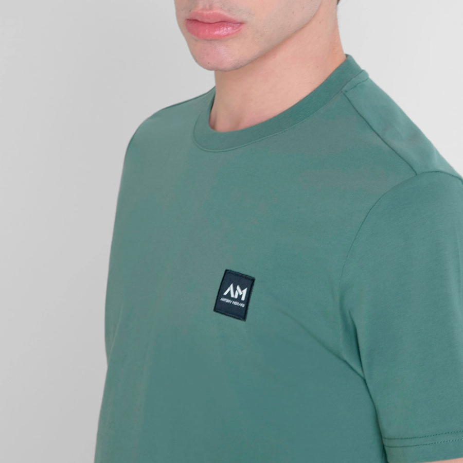 t-shirt-coupe-regulier-avec-patch-logo-tisse t-shirt-coupe-regulier-avec-patch-logo-tisse