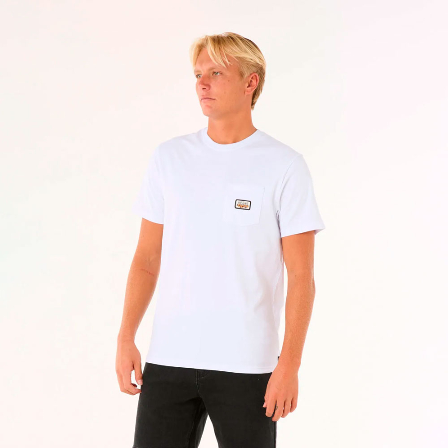 t-shirt-aggiornamento-distintivo-surf-paradise t-shirt-aggiornamento-distintivo-surf-paradise