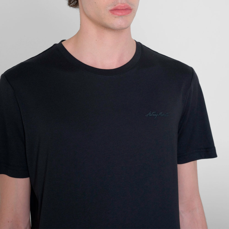 t-shirt-coupe-reguliere-avec-logo-ton-sur-ton t-shirt-coupe-reguliere-avec-logo-ton-sur-ton