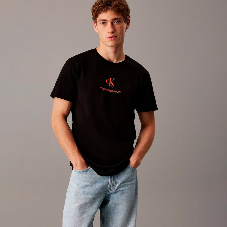 t-shirt-shadow-l-avec-monogramme t-shirt-shadow-l-avec-monogramme
