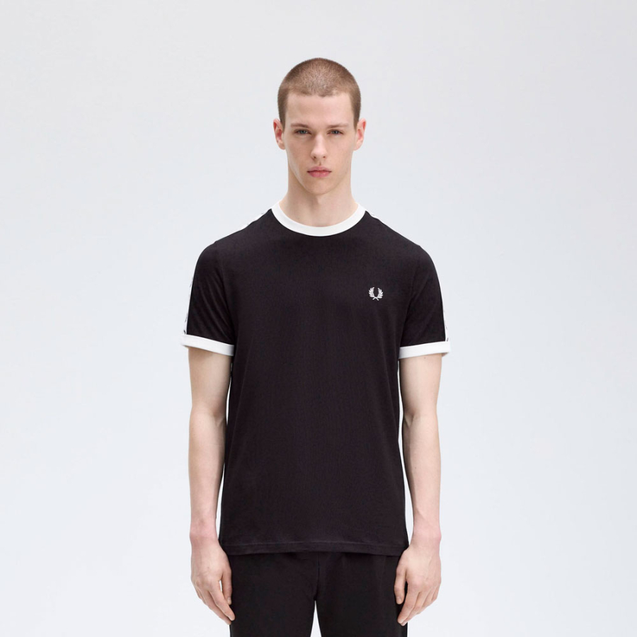 ringer-t-shirt-mit-band ringer-t-shirt-mit-band