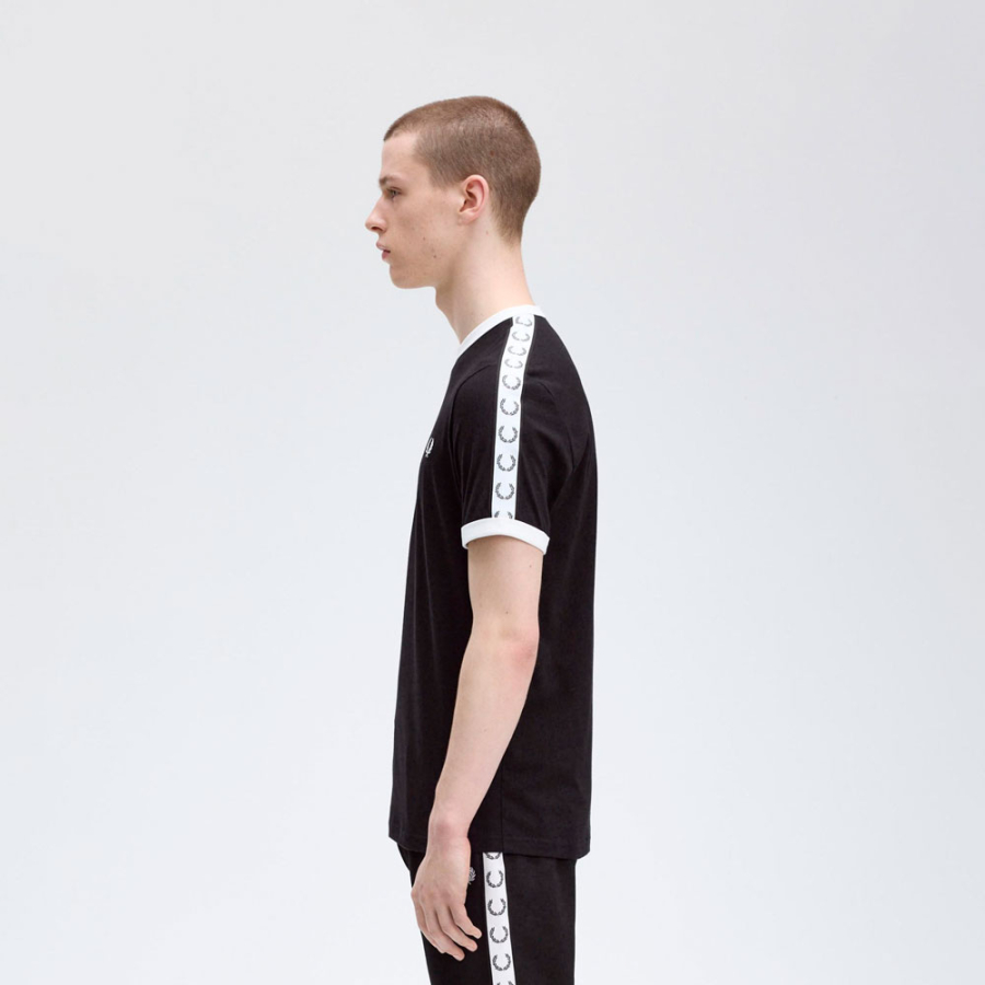 ringer-t-shirt-mit-band ringer-t-shirt-mit-band
