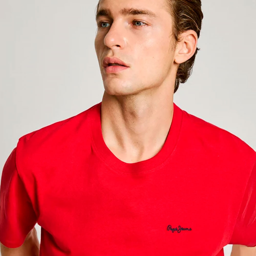 t-shirt-coupe-reguliere-avec-logo-brode t-shirt-coupe-reguliere-avec-logo-brode