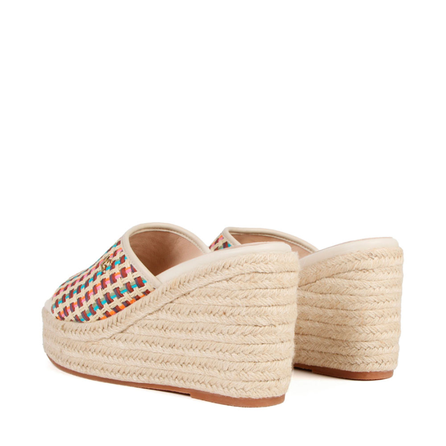 zoccolo-multicolore-con-plateau zoccolo-multicolore-con-plateau
