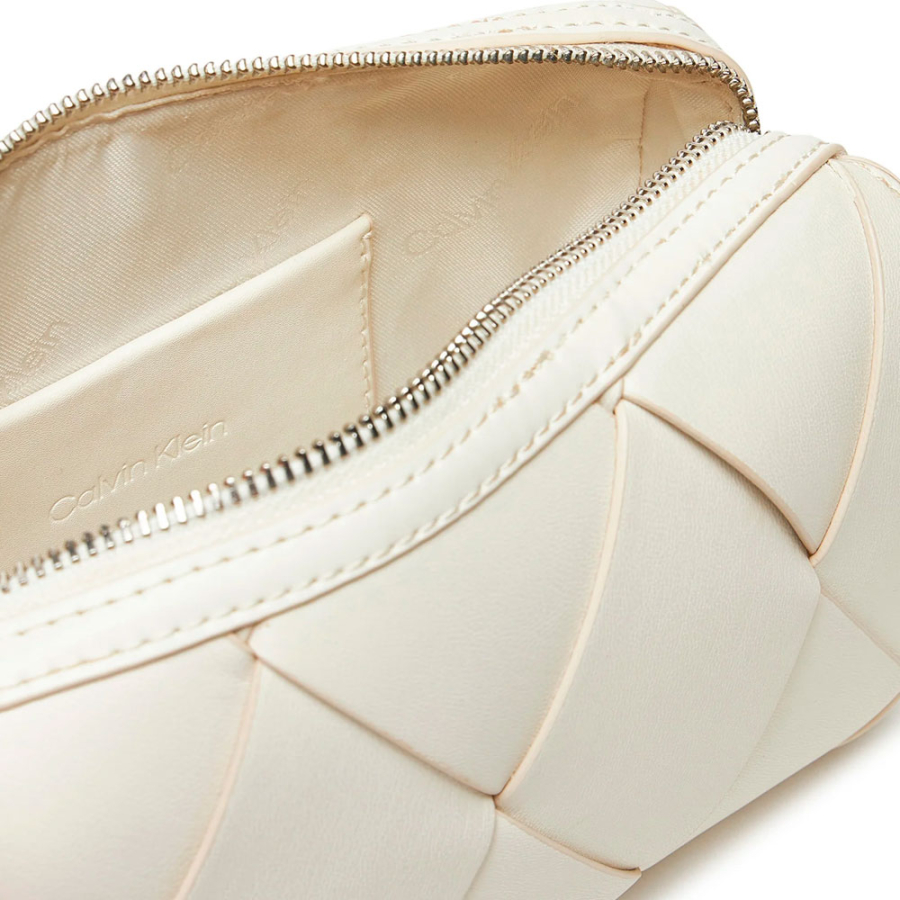 woven-camera-shoulder-bag woven-camera-shoulder-bag