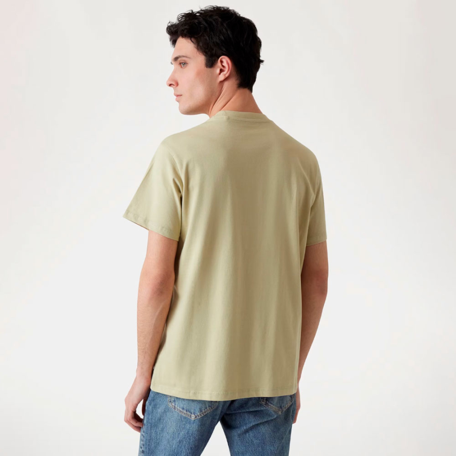 t-shirt-mit-logo-in-normaler-passform t-shirt-mit-logo-in-normaler-passform