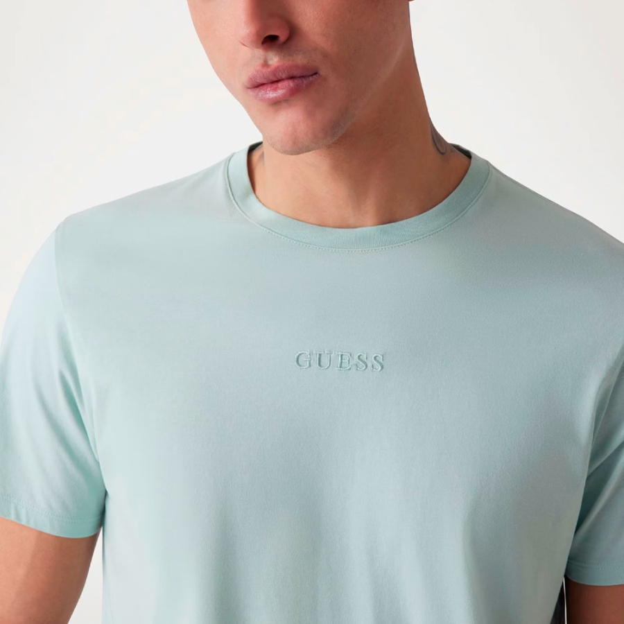 camiseta-com-logo-bordado camiseta-com-logo-bordado
