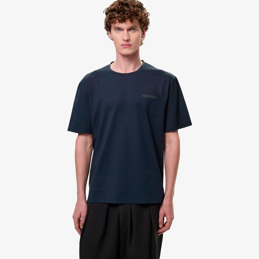 t-shirt-with-side-slits-and-contrasting-details t-shirt-with-side-slits-and-contrasting-details