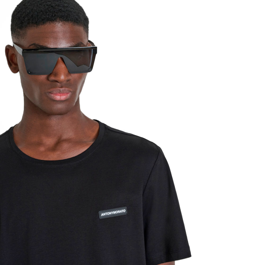 regular-fit-t-shirt-with-rubber-logo-patch regular-fit-t-shirt-with-rubber-logo-patch