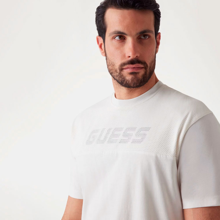 oversized-logo-t-shirt oversized-logo-t-shirt