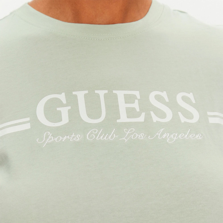 t-shirt-with-front-logo t-shirt-with-front-logo