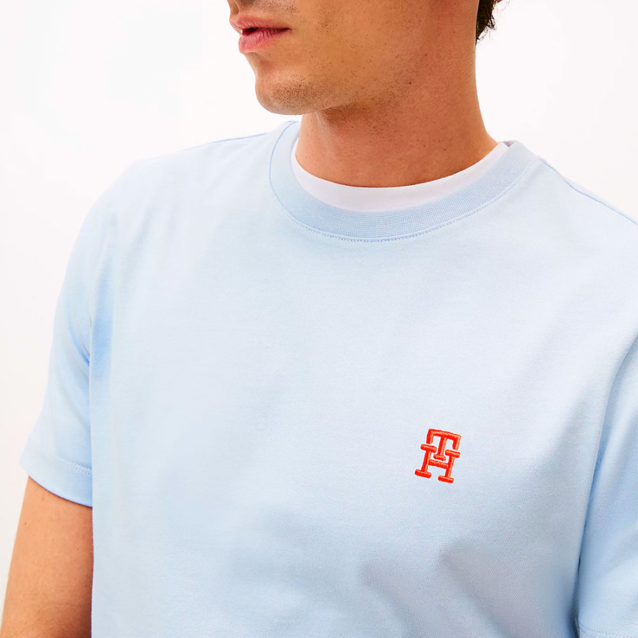 t-shirt-con-monogramma-th-a-contrasto t-shirt-con-monogramma-th-a-contrasto