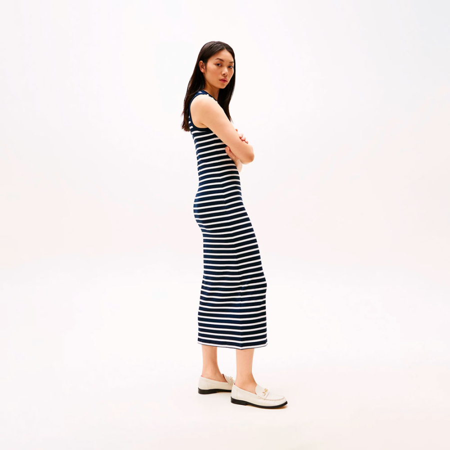 long-fitted-sleeveless-dress long-fitted-sleeveless-dress