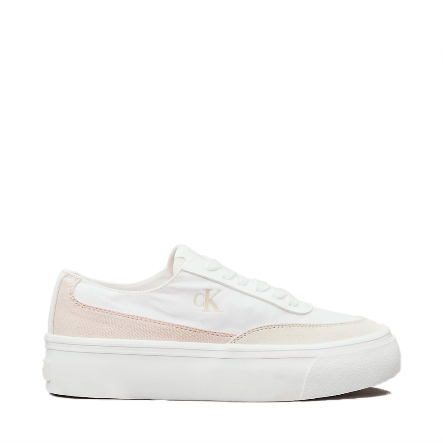 canvasschuhe-mit-plateau