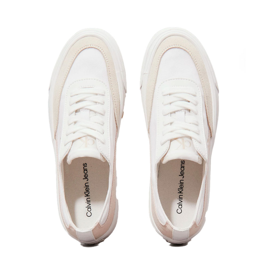 canvasschuhe-mit-plateau