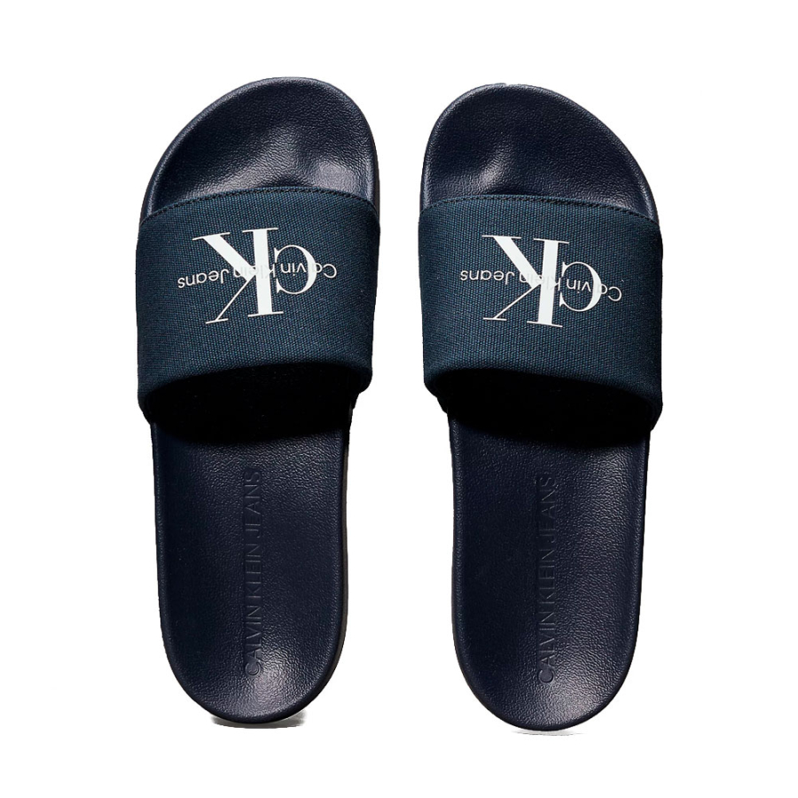 canvas-flip-flops-with-logo canvas-flip-flops-with-logo