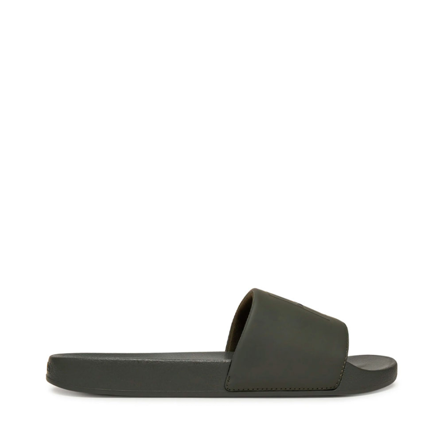 pool-flip-flops-mit-logo pool-flip-flops-mit-logo
